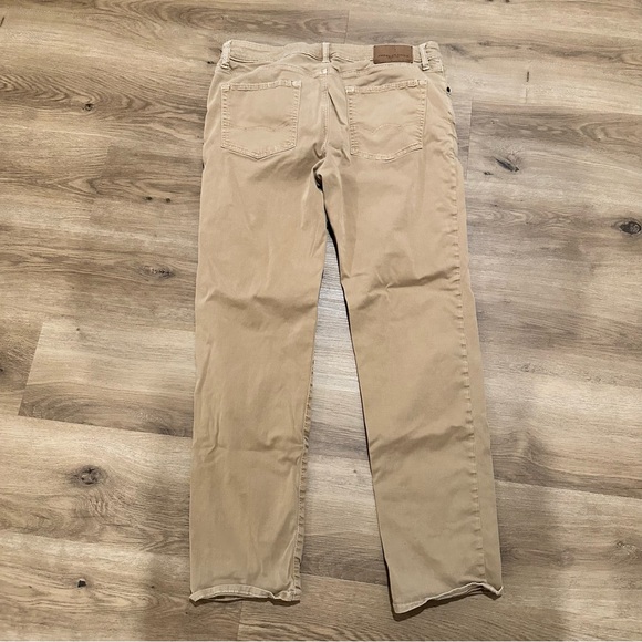 American Eagle Khaki Pants - Picture 4 of 6
